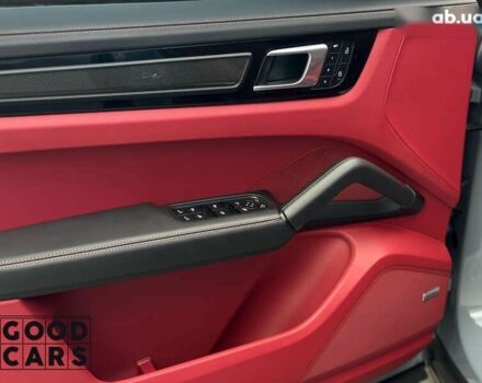 Порше Cayenne Coupe, объемом двигателя 4 л и пробегом 5 тыс. км за 233000 $, фото 27 на Automoto.ua