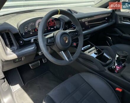 Порше Cayenne Coupe, объемом двигателя 4 л и пробегом 7 тыс. км за 290000 $, фото 16 на Automoto.ua