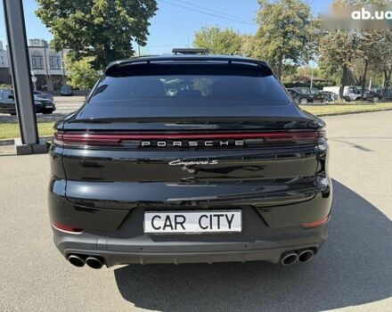 Порше Cayenne Coupe, объемом двигателя 4 л и пробегом 40 тыс. км за 172000 $, фото 7 на Automoto.ua