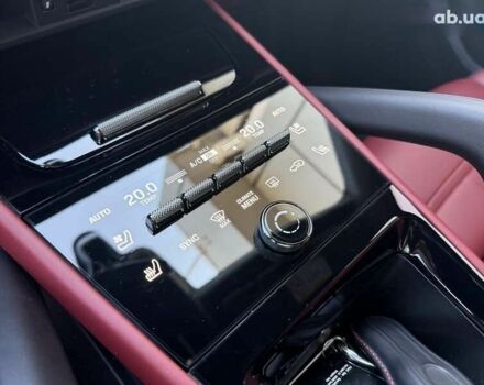 Порше Cayenne Coupe, объемом двигателя 4 л и пробегом 40 тыс. км за 172000 $, фото 22 на Automoto.ua