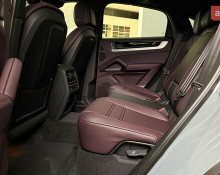 Порше Cayenne Coupe, об'ємом двигуна 3.98 л та пробігом 0 тис. км за 191352 $, фото 16 на Automoto.ua