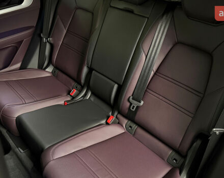 Порше Cayenne Coupe, об'ємом двигуна 3.98 л та пробігом 0 тис. км за 191352 $, фото 18 на Automoto.ua