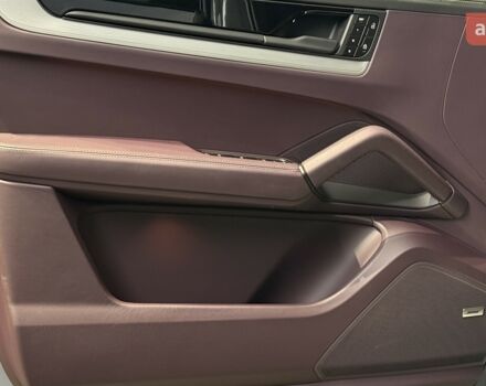 Порше Cayenne Coupe, об'ємом двигуна 3.98 л та пробігом 0 тис. км за 191352 $, фото 25 на Automoto.ua