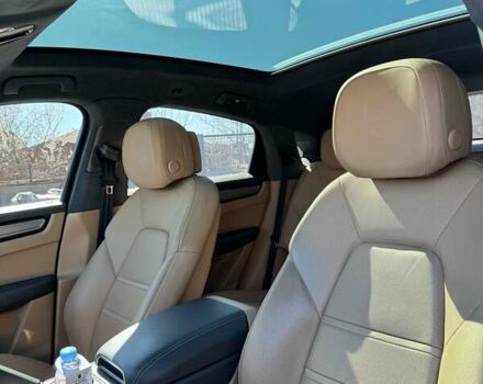Серый Порше Cayenne Coupe, объемом двигателя 4 л и пробегом 57 тыс. км за 99800 $, фото 20 на Automoto.ua