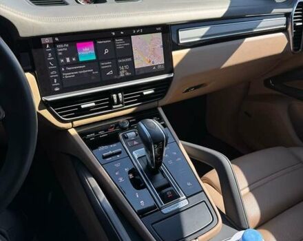 Серый Порше Cayenne Coupe, объемом двигателя 4 л и пробегом 57 тыс. км за 99800 $, фото 28 на Automoto.ua