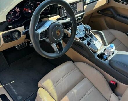 Серый Порше Cayenne Coupe, объемом двигателя 4 л и пробегом 57 тыс. км за 99800 $, фото 23 на Automoto.ua