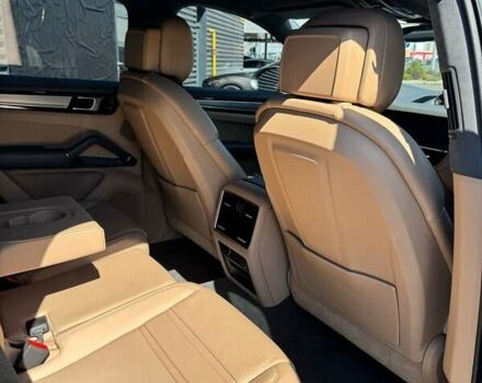 Серый Порше Cayenne Coupe, объемом двигателя 4 л и пробегом 57 тыс. км за 105000 $, фото 21 на Automoto.ua