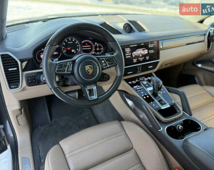 Серый Порше Cayenne Coupe, объемом двигателя 4 л и пробегом 34 тыс. км за 99900 $, фото 41 на Automoto.ua