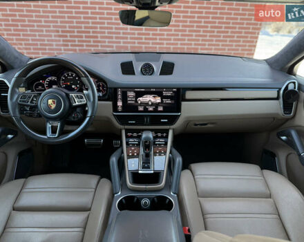 Серый Порше Cayenne Coupe, объемом двигателя 4 л и пробегом 34 тыс. км за 99900 $, фото 71 на Automoto.ua