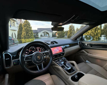 Серый Порше Cayenne Coupe, объемом двигателя 3 л и пробегом 61 тыс. км за 86500 $, фото 4 на Automoto.ua