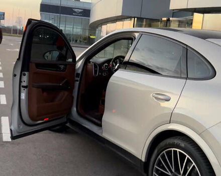 Серый Порше Cayenne Coupe, объемом двигателя 3 л и пробегом 21 тыс. км за 105000 $, фото 2 на Automoto.ua