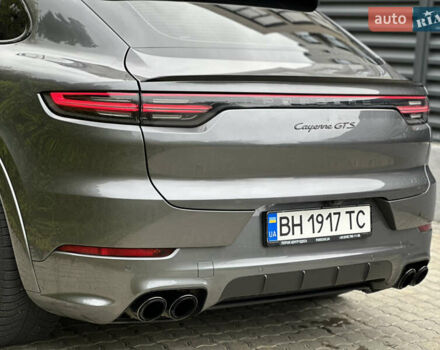 Серый Порше Cayenne Coupe, объемом двигателя 4 л и пробегом 56 тыс. км за 99000 $, фото 13 на Automoto.ua