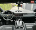 Серый Порше Cayenne Coupe, объемом двигателя 4 л и пробегом 5 тыс. км за 87000 $, фото 23 на Automoto.ua