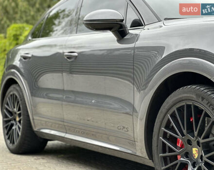 Серый Порше Cayenne Coupe, объемом двигателя 4 л и пробегом 56 тыс. км за 99000 $, фото 7 на Automoto.ua