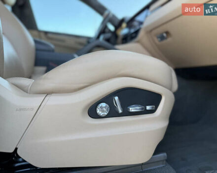 Серый Порше Cayenne Coupe, объемом двигателя 4 л и пробегом 34 тыс. км за 99900 $, фото 81 на Automoto.ua