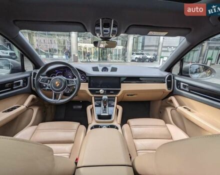 Сірий Порше Cayenne Coupe, об'ємом двигуна 3 л та пробігом 84 тис. км за 74500 $, фото 2 на Automoto.ua