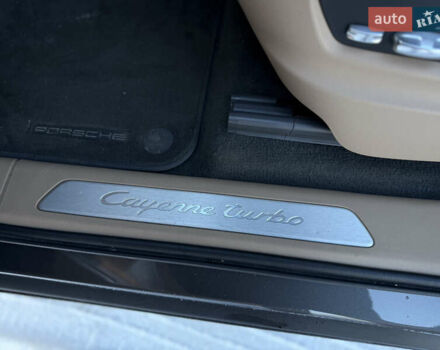 Серый Порше Cayenne Coupe, объемом двигателя 4 л и пробегом 34 тыс. км за 99900 $, фото 33 на Automoto.ua