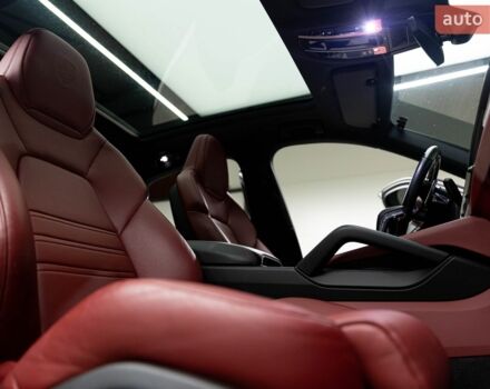 Серый Порше Cayenne Coupe, объемом двигателя 3 л и пробегом 56 тыс. км за 91000 $, фото 24 на Automoto.ua