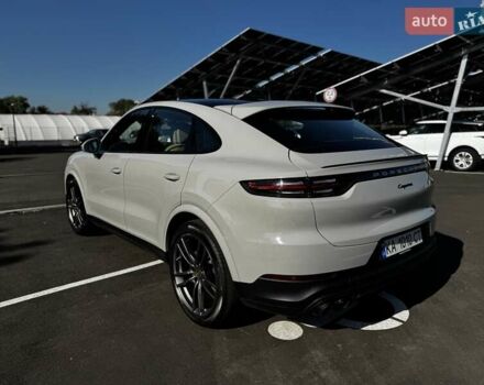 Серый Порше Cayenne Coupe, объемом двигателя 3 л и пробегом 102 тыс. км за 98000 $, фото 3 на Automoto.ua