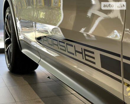 Сірий Порше Cayenne Coupe, об'ємом двигуна 4 л та пробігом 2 тис. км за 279000 $, фото 13 на Automoto.ua