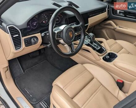 Сірий Порше Cayenne Coupe, об'ємом двигуна 3 л та пробігом 84 тис. км за 74500 $, фото 9 на Automoto.ua