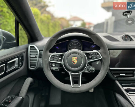 Серый Порше Cayenne Coupe, объемом двигателя 4 л и пробегом 56 тыс. км за 99000 $, фото 26 на Automoto.ua