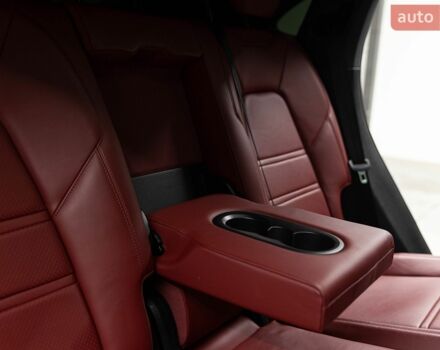 Серый Порше Cayenne Coupe, объемом двигателя 3 л и пробегом 56 тыс. км за 91000 $, фото 28 на Automoto.ua
