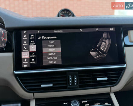 Серый Порше Cayenne Coupe, объемом двигателя 4 л и пробегом 34 тыс. км за 99900 $, фото 56 на Automoto.ua