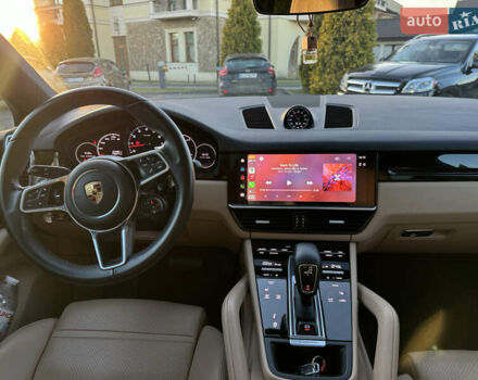 Серый Порше Cayenne Coupe, объемом двигателя 3 л и пробегом 61 тыс. км за 86500 $, фото 3 на Automoto.ua