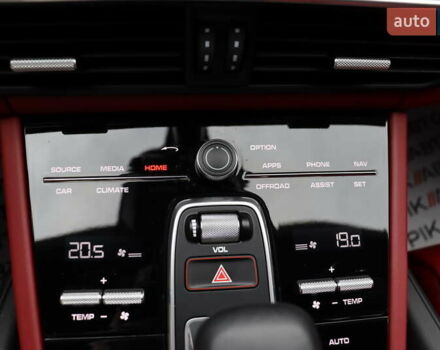 Серый Порше Cayenne Coupe, объемом двигателя 4 л и пробегом 25 тыс. км за 124900 $, фото 34 на Automoto.ua