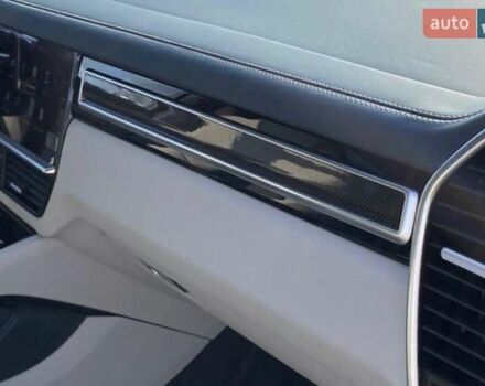 Серый Порше Cayenne Coupe, объемом двигателя 4 л и пробегом 17 тыс. км за 135000 $, фото 10 на Automoto.ua