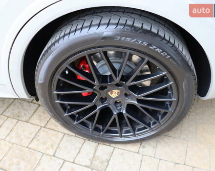Серый Порше Cayenne Coupe, объемом двигателя 4 л и пробегом 25 тыс. км за 124900 $, фото 9 на Automoto.ua