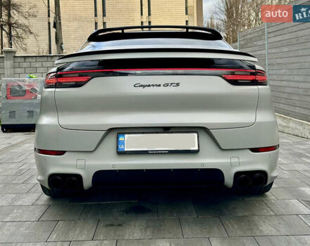 Серый Порше Cayenne Coupe, объемом двигателя 4 л и пробегом 14 тыс. км за 120000 $, фото 6 на Automoto.ua