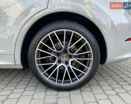 Серый Порше Cayenne Coupe, объемом двигателя 3 л и пробегом 33 тыс. км за 101384 $, фото 13 на Automoto.ua
