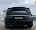 Серый Порше Cayenne Coupe, объемом двигателя 4 л и пробегом 5 тыс. км за 205000 $, фото 16 на Automoto.ua