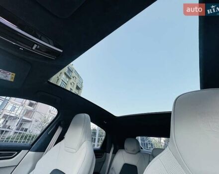 Сірий Порше Cayenne Coupe, об'ємом двигуна 4 л та пробігом 18 тис. км за 137000 $, фото 28 на Automoto.ua