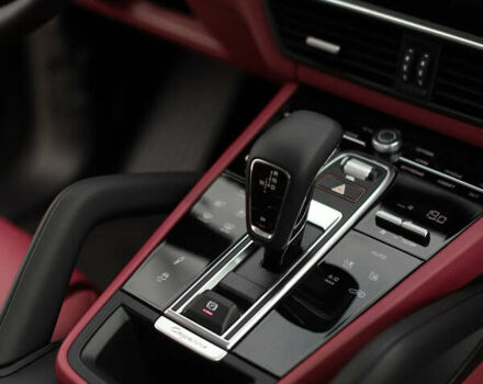 Сірий Порше Cayenne Coupe, об'ємом двигуна 3 л та пробігом 68 тис. км за 82000 $, фото 4 на Automoto.ua