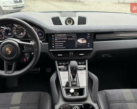 Серый Порше Cayenne Coupe, объемом двигателя 4 л и пробегом 5 тыс. км за 205000 $, фото 49 на Automoto.ua