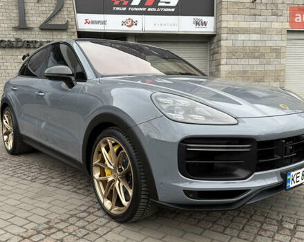 Серый Порше Cayenne Coupe, объемом двигателя 4 л и пробегом 5 тыс. км за 205000 $, фото 4 на Automoto.ua