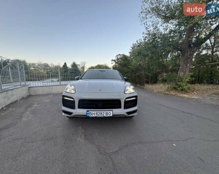 Сірий Порше Cayenne Coupe, об'ємом двигуна 4 л та пробігом 18 тис. км за 137000 $, фото 6 на Automoto.ua