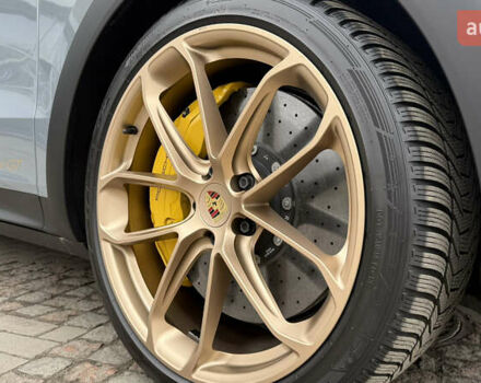 Серый Порше Cayenne Coupe, объемом двигателя 4 л и пробегом 5 тыс. км за 205000 $, фото 25 на Automoto.ua