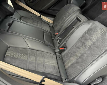 Серый Порше Cayenne Coupe, объемом двигателя 4 л и пробегом 5 тыс. км за 205000 $, фото 38 на Automoto.ua