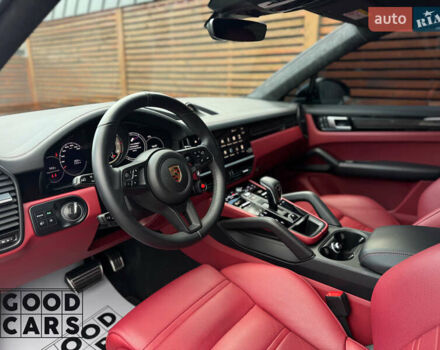 Серый Порше Cayenne Coupe, объемом двигателя 4 л и пробегом 5 тыс. км за 233000 $, фото 31 на Automoto.ua