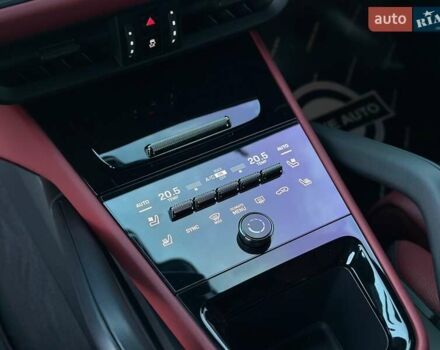 Серый Порше Cayenne Coupe, объемом двигателя 4 л и пробегом 8 тыс. км за 269900 $, фото 82 на Automoto.ua