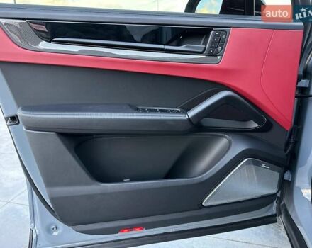 Серый Порше Cayenne Coupe, объемом двигателя 4 л и пробегом 8 тыс. км за 269900 $, фото 41 на Automoto.ua