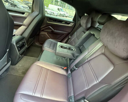 Серый Порше Cayenne Coupe, объемом двигателя 3.98 л и пробегом 43 тыс. км за 145000 $, фото 14 на Automoto.ua