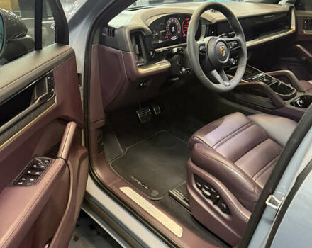 Серый Порше Cayenne Coupe, объемом двигателя 3.98 л и пробегом 43 тыс. км за 145000 $, фото 8 на Automoto.ua