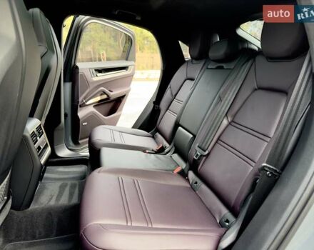 Серый Порше Cayenne Coupe, объемом двигателя 3 л и пробегом 31 тыс. км за 137700 $, фото 52 на Automoto.ua
