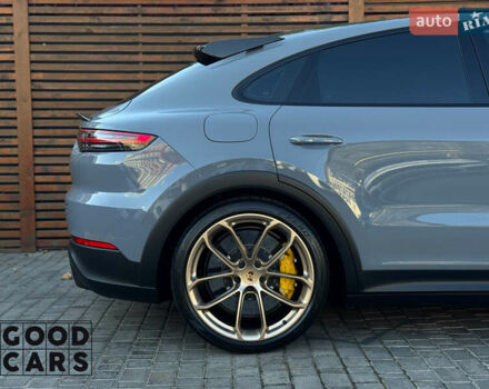 Серый Порше Cayenne Coupe, объемом двигателя 4 л и пробегом 5 тыс. км за 233000 $, фото 14 на Automoto.ua