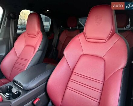 Серый Порше Cayenne Coupe, объемом двигателя 4 л и пробегом 8 тыс. км за 269900 $, фото 45 на Automoto.ua